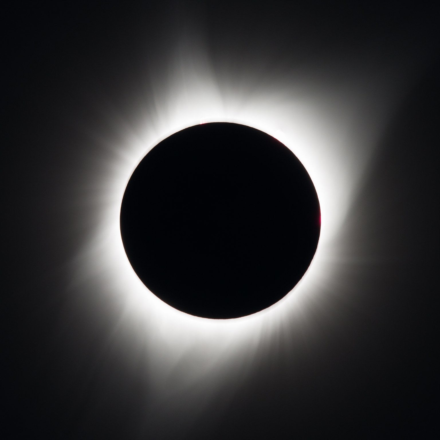 Eclipse total de 2017 en Oregón, no del episodio de 2026. NASA/Aubrey Gemignani. Dominio público.